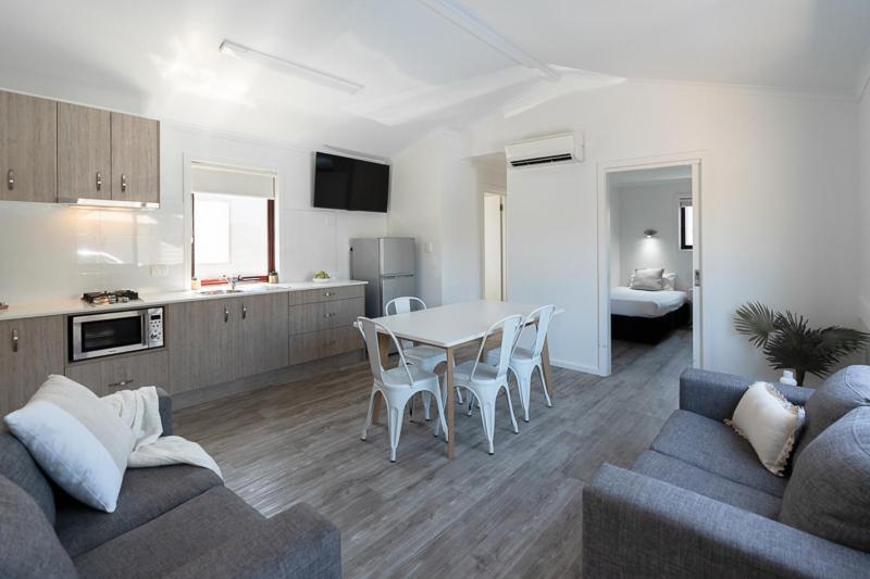 Adelaide Caravan Park - Aspen Holiday Parks Buitenkant foto